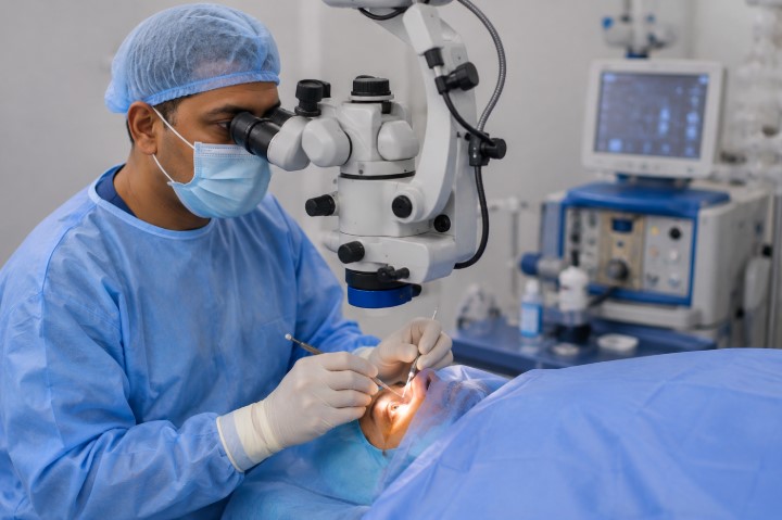 eye surgery cost in India